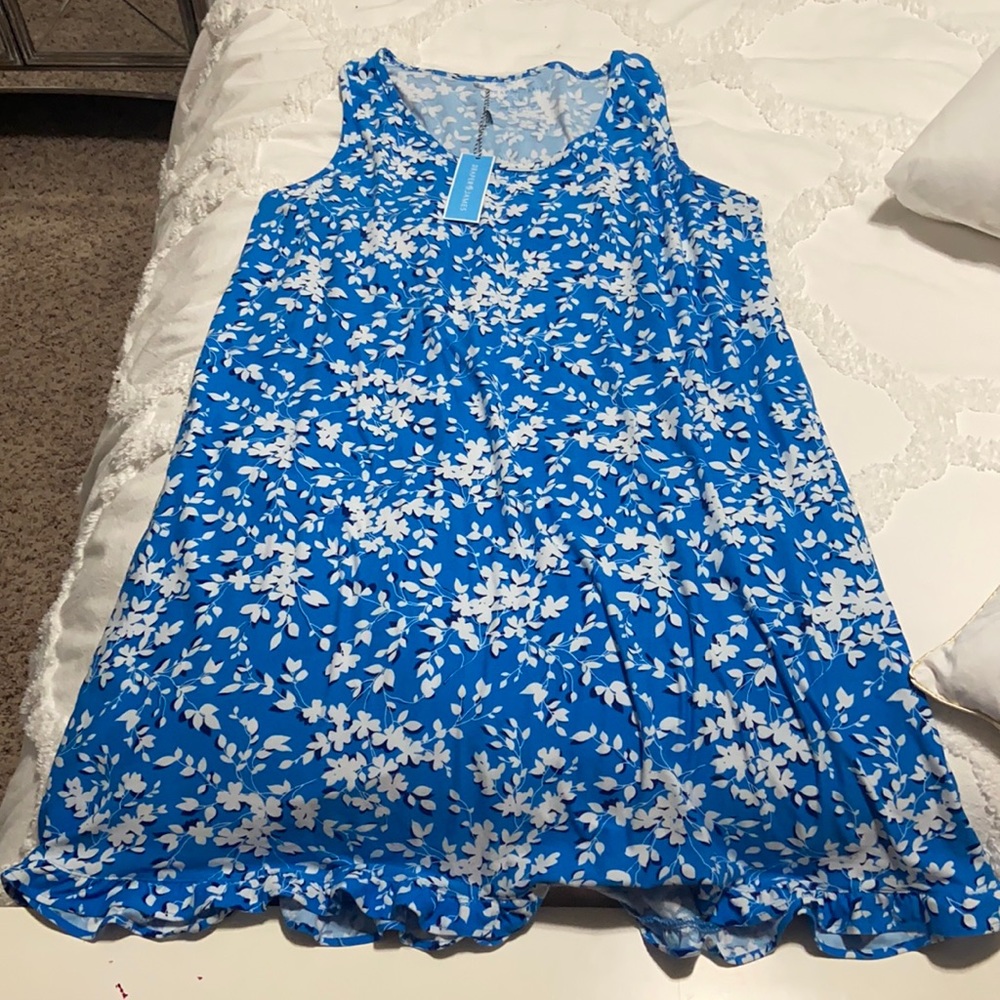 NWT Blue + White Floral Nightgown